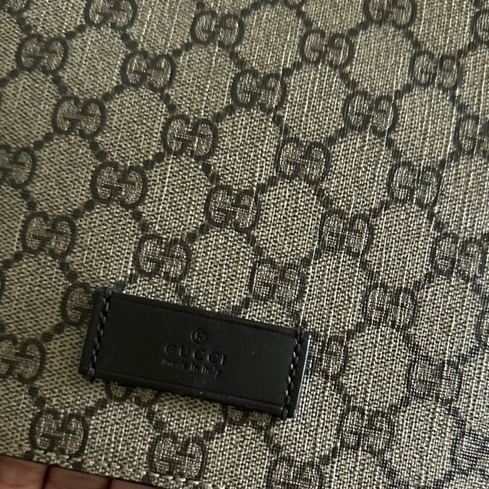 Gucci Beige and Brown Baby Bag - Picture 2 of 5